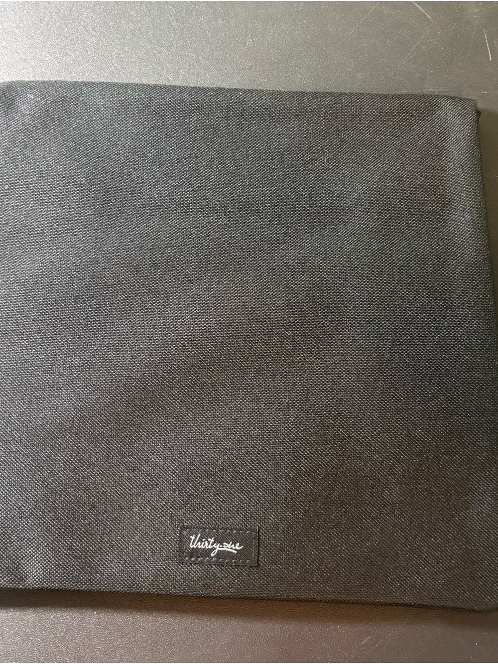 thirty-one Black amino Cube Lid